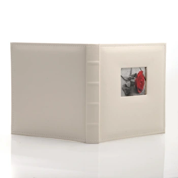 Album wklejany White mały z okienkiem (tradycyjny 40 czarnych stron)